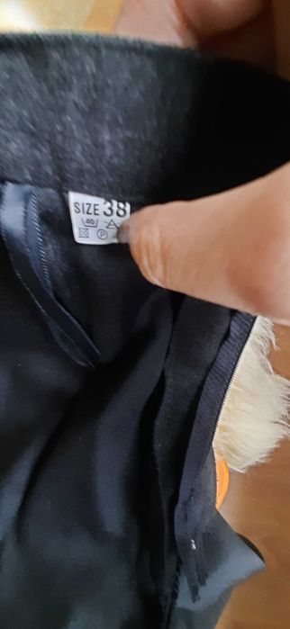 Костюм брючный женский необычный, размер М шерсть