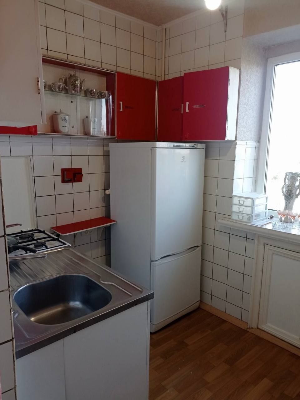 Сдам 2 кв ХТЗ, 25 - больн, Индустр. р- н, 6000 гр.