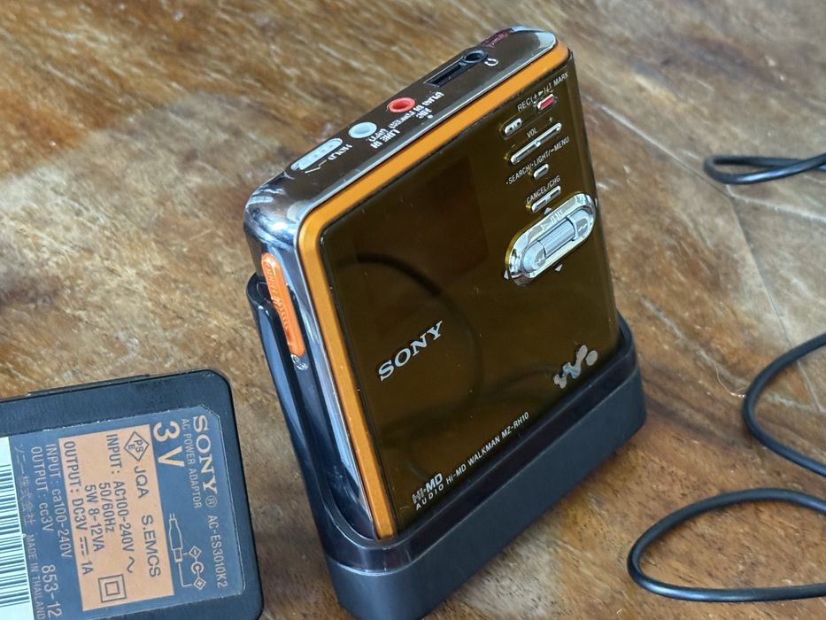 Unikatowy Minidisc Hi-MD Sony MZ-RH10 z JP - elektryczny pomarańcz