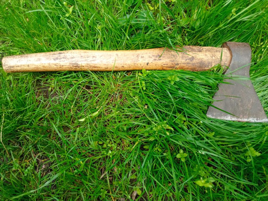 Старинный топорик