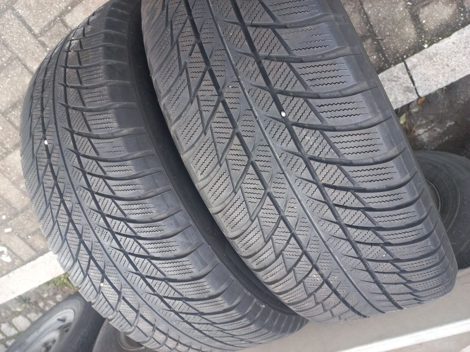 2 opony zima 225/60R18 Bridgestone 2023 rok
