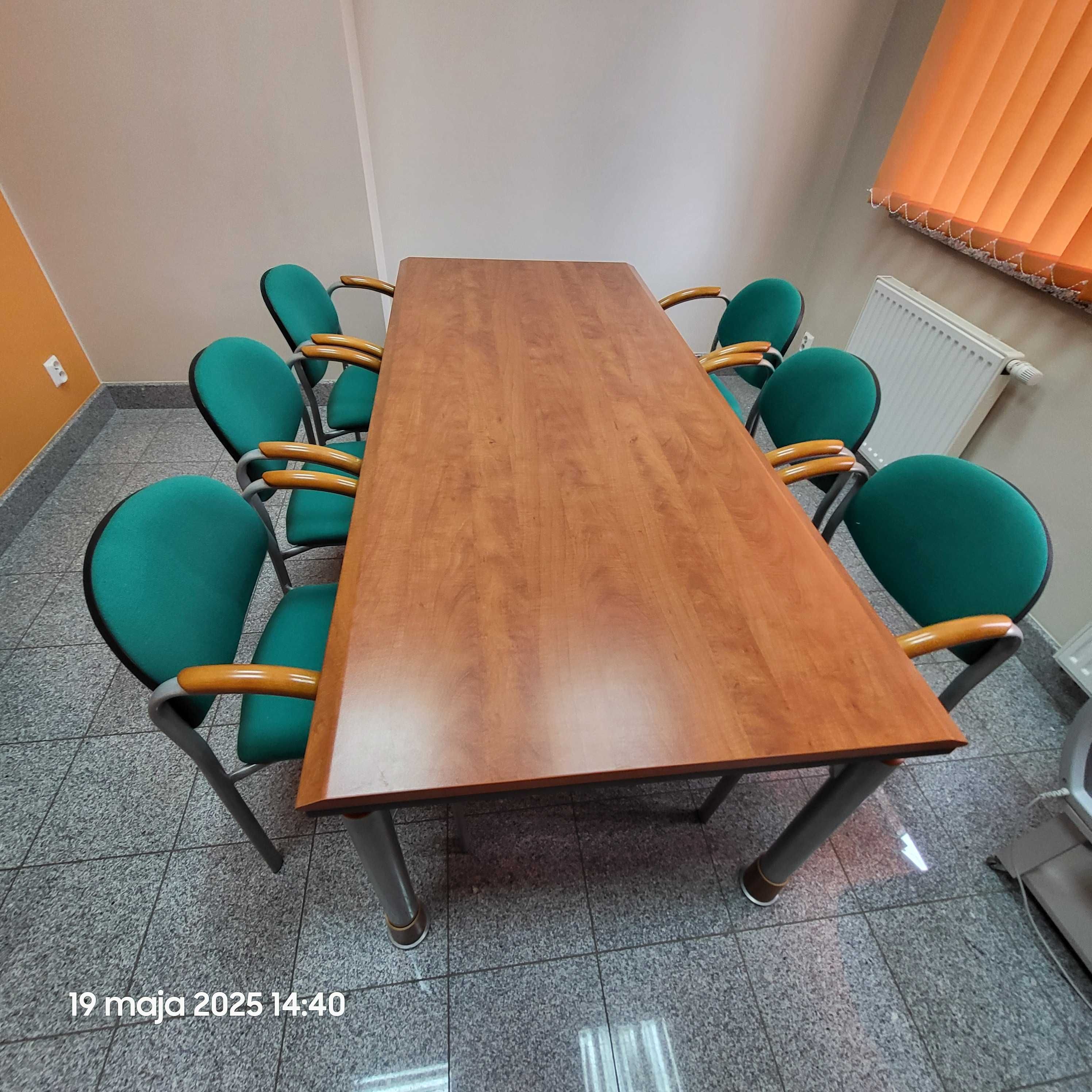 Stół konferencyjny z 7 krzesłami