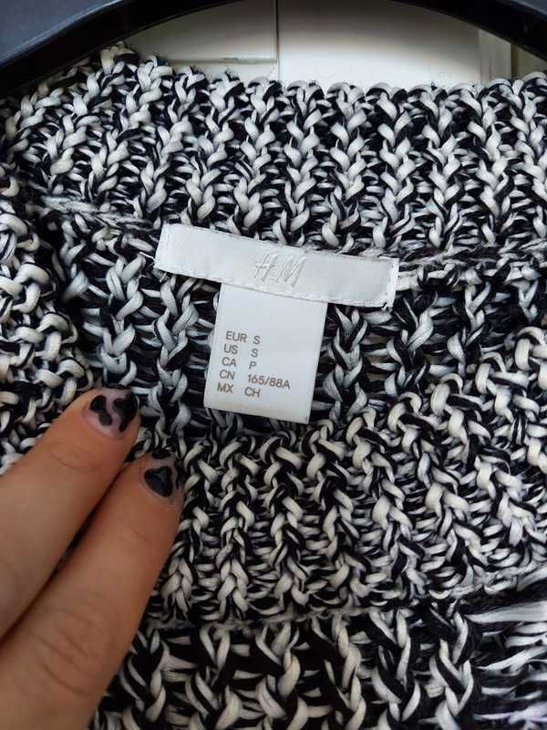 Czarno-biały melanżowy sweter oversize, gruby splot, H&M