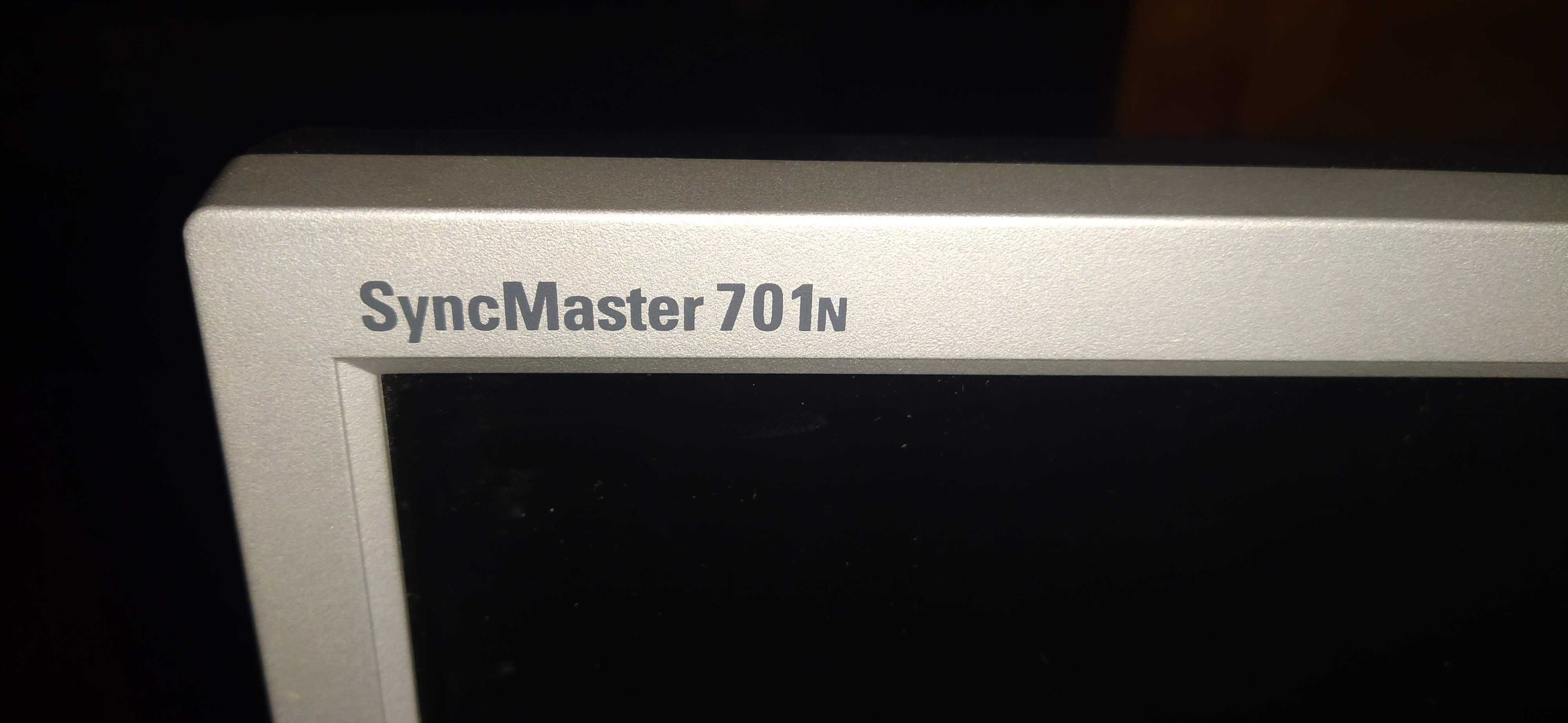 Monitor Samsung SyncMaster 701n