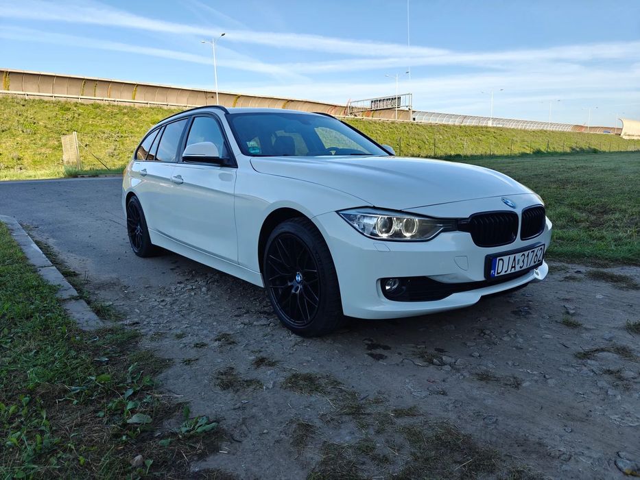 BMW Seria 3 4x4, Bi-Xenon LED, Navi, Hak, El. Klapa, Nowe OC i AC