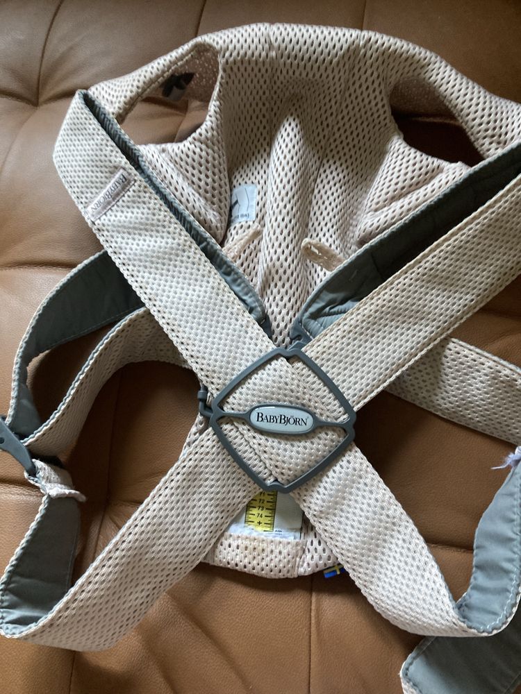 Nosidlo Babybjorn mini mesh - perłowy róż
