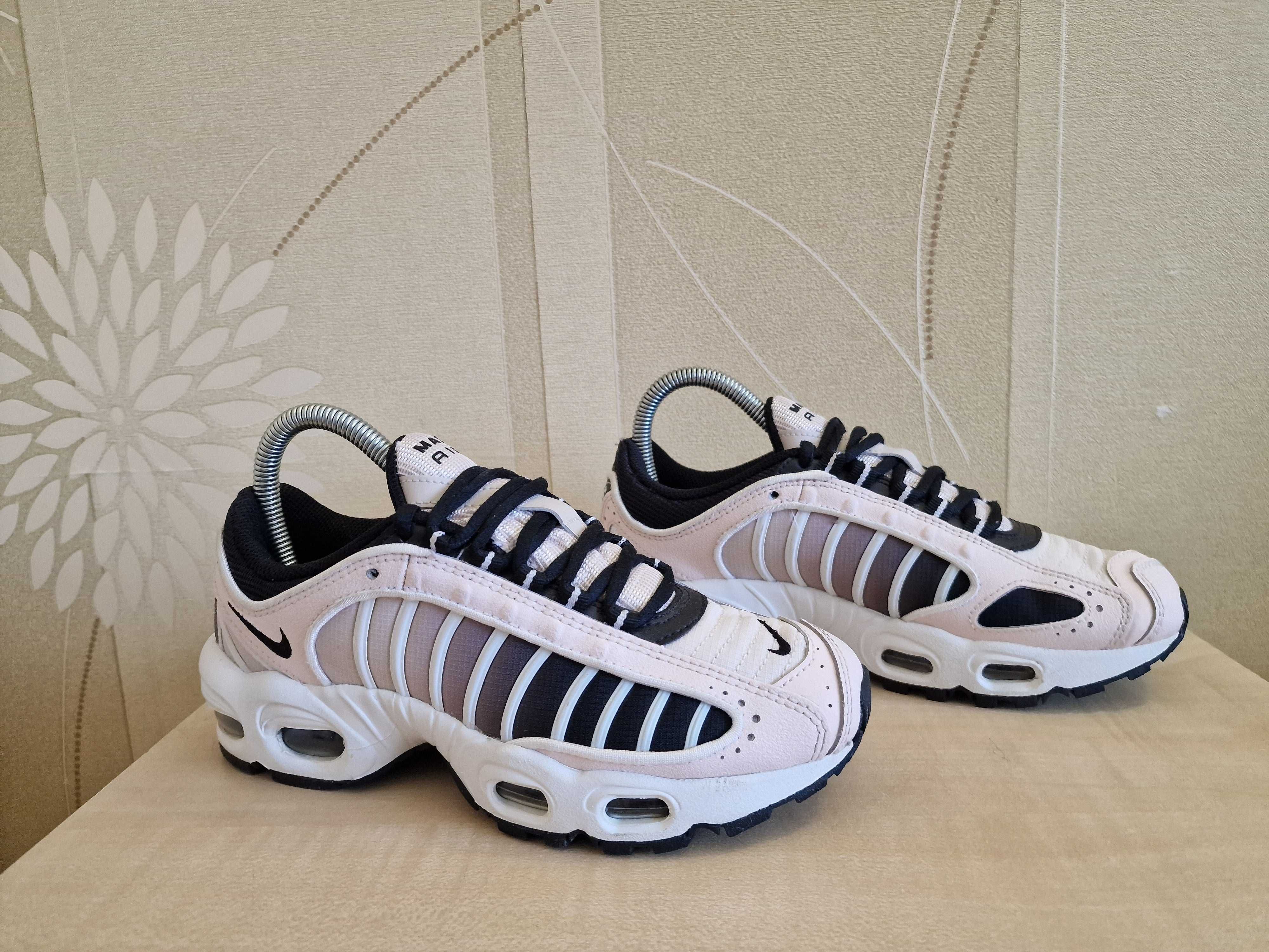 Кросівки Nike Air Max Tailwind IV оригінал розмір 36,5