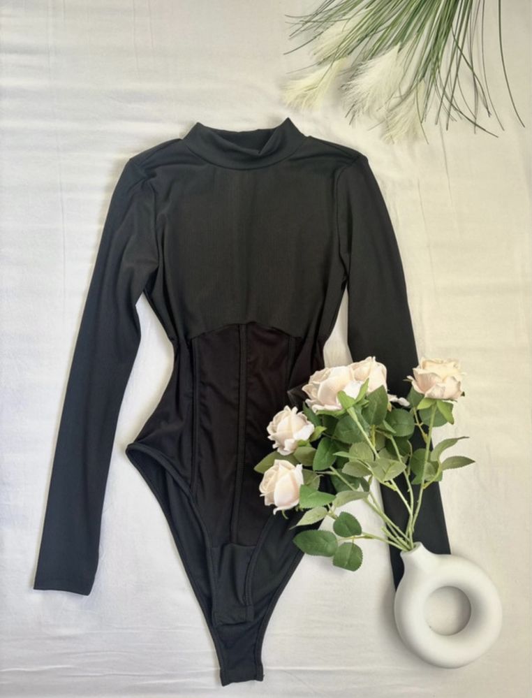 Czarne eleganckie body z długim rekawem S - podkreśla sylwetke!