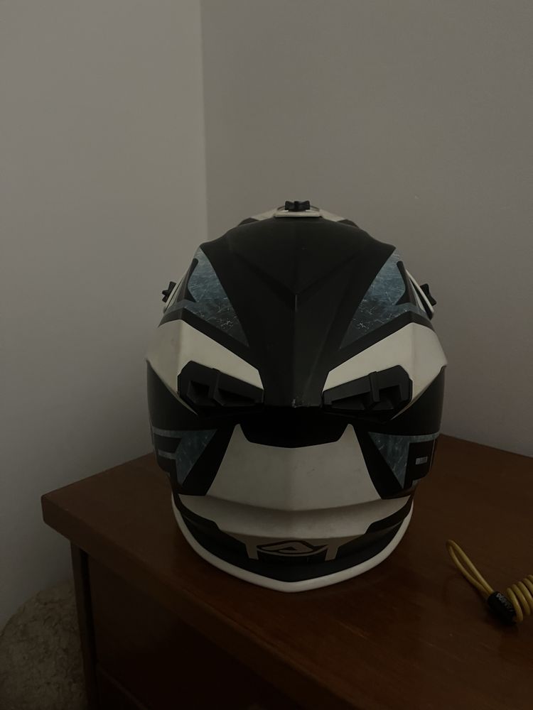 Capacete acerbis