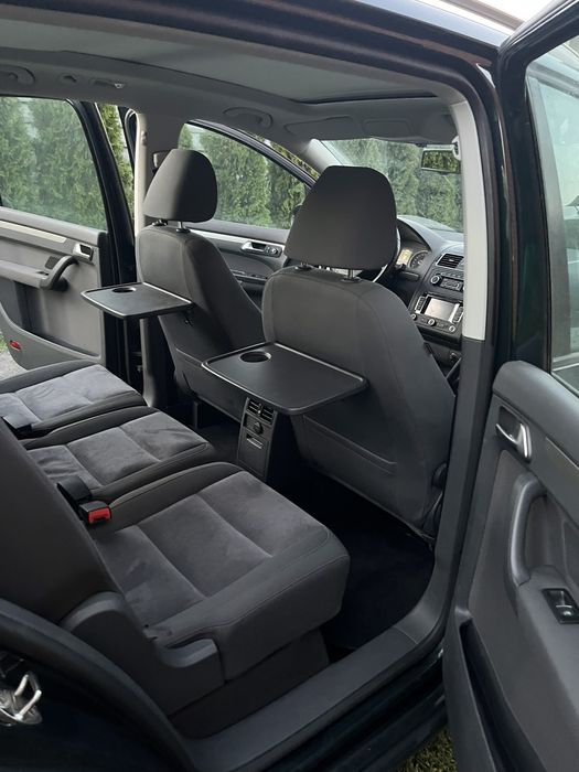 VW Touran 2.0 TDI ціна 10700$ 103kw 2011р механіка 6-ст