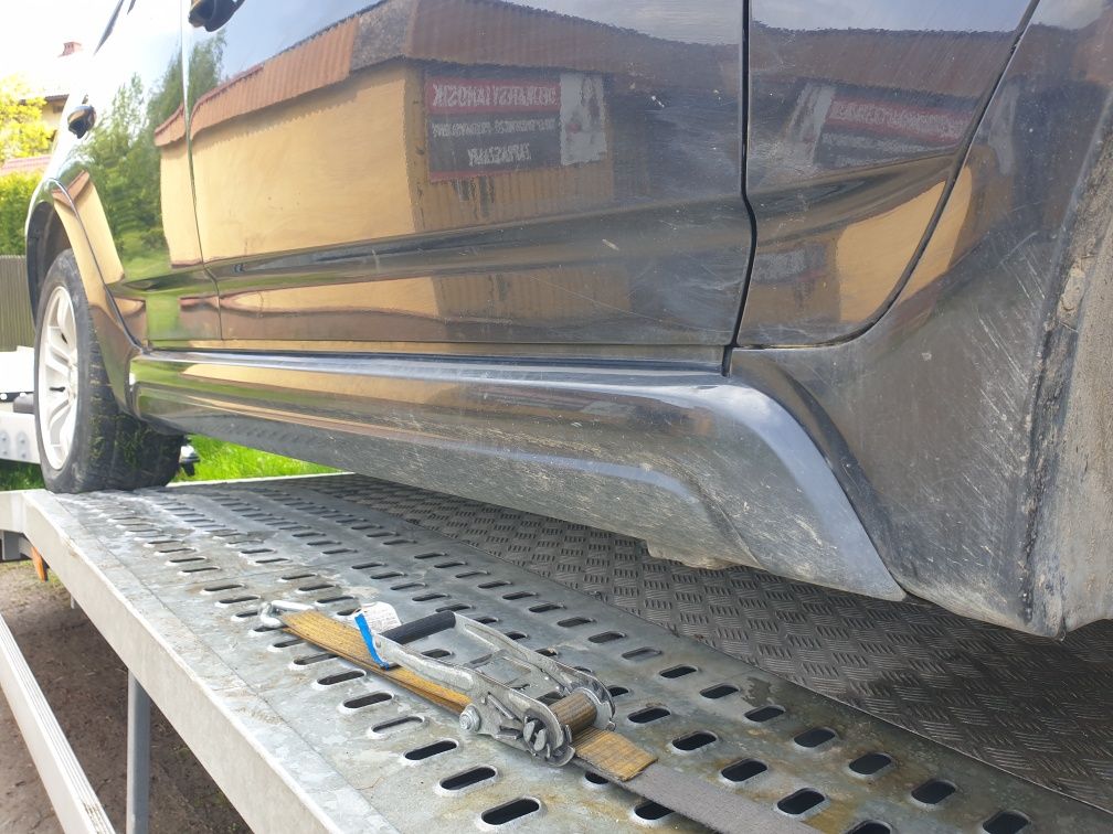 Bmw x3 e83 Lift MPakiet drzwi lewe prawe przód przednie ładne 475/9