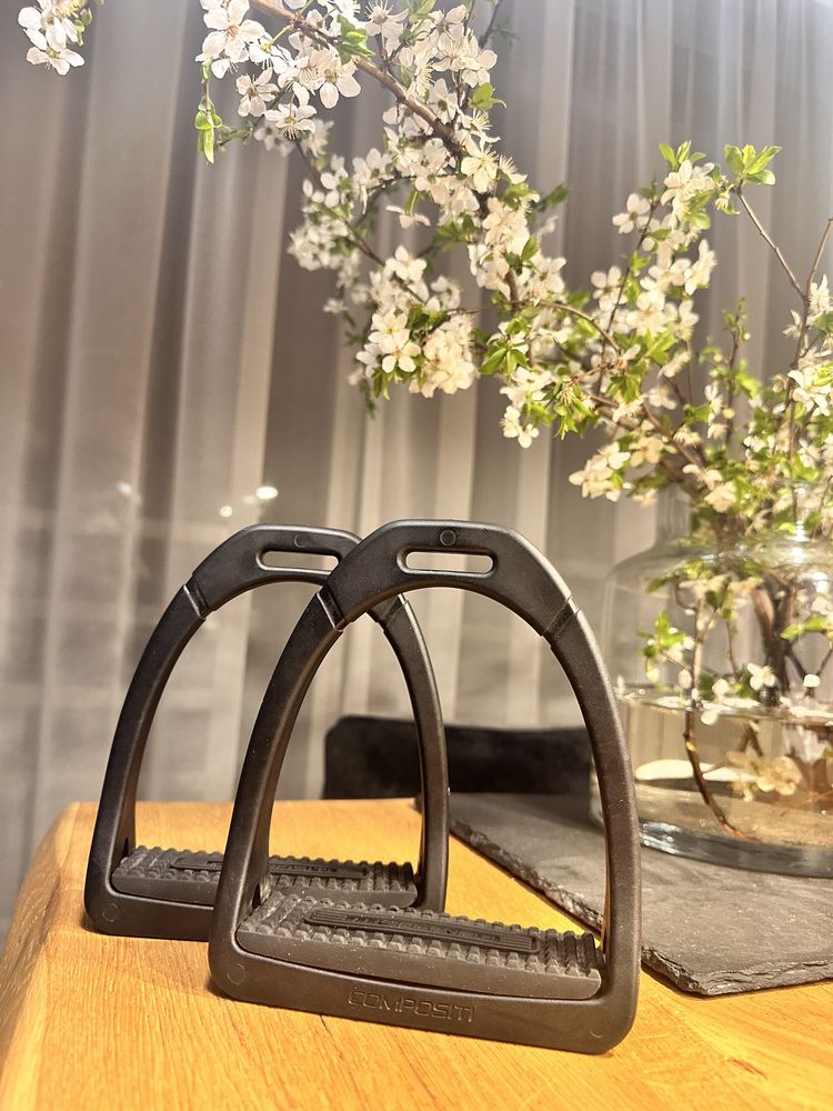 Strzemiona Premium LIGHT black 10cm COMPOSITI