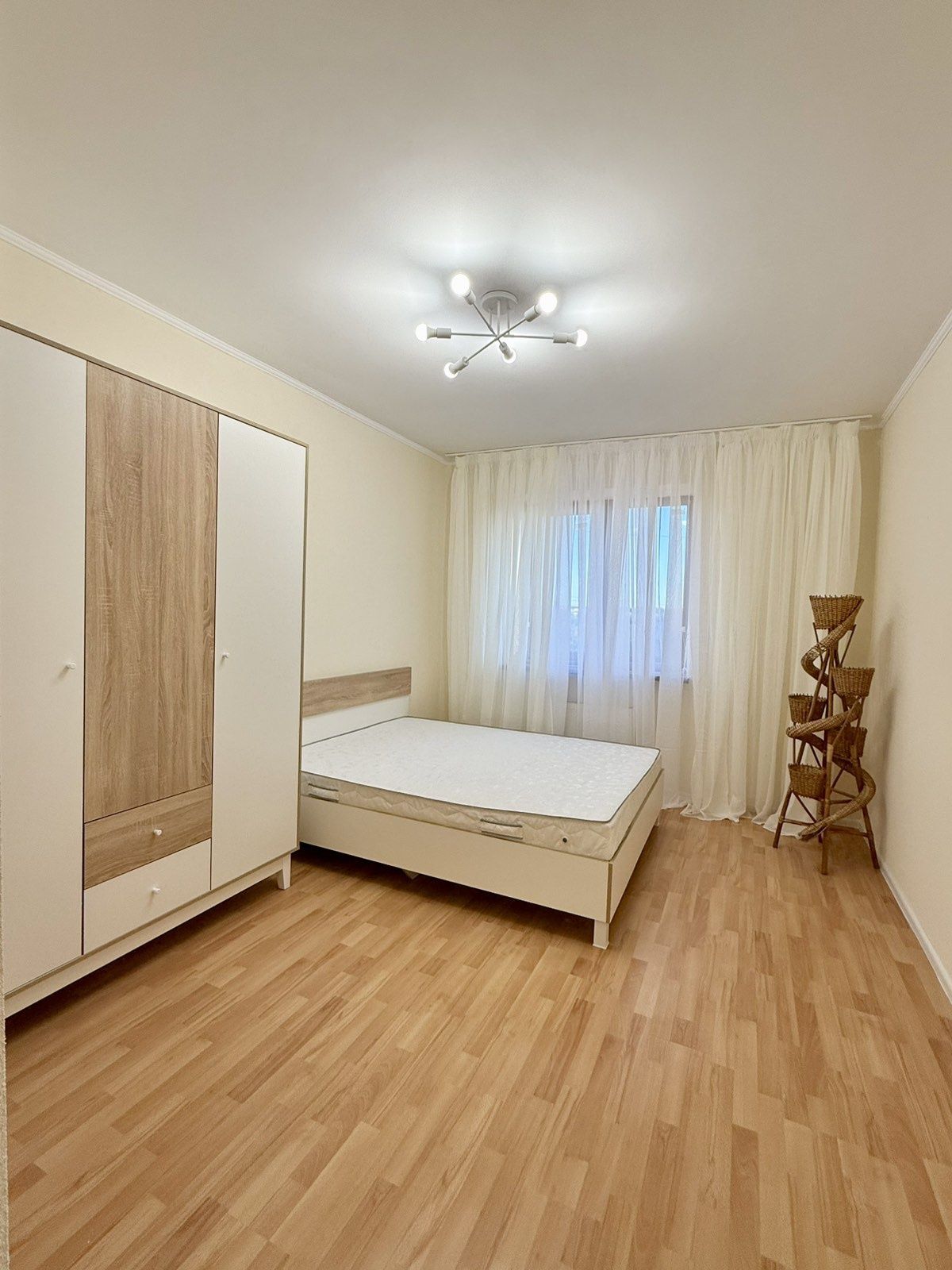 Продаж 2 кімн квартири Зимна Вода.ЖК"Сонячний край".