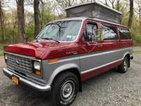 Ford Econoline Club Wagon Camper