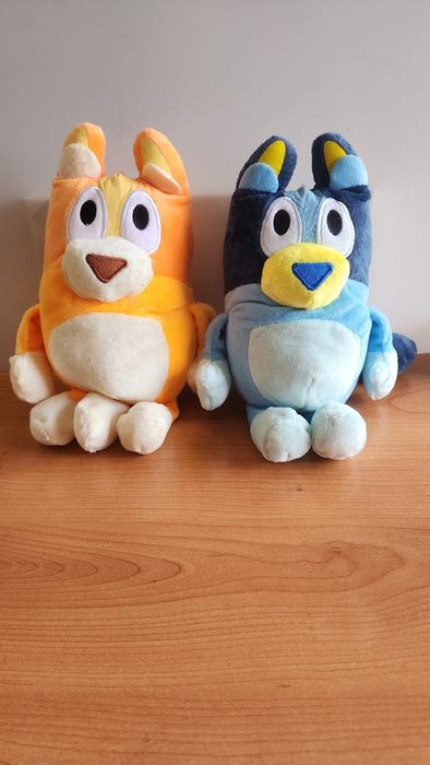 Conjunto de 2 peluches bingo e bluey novos