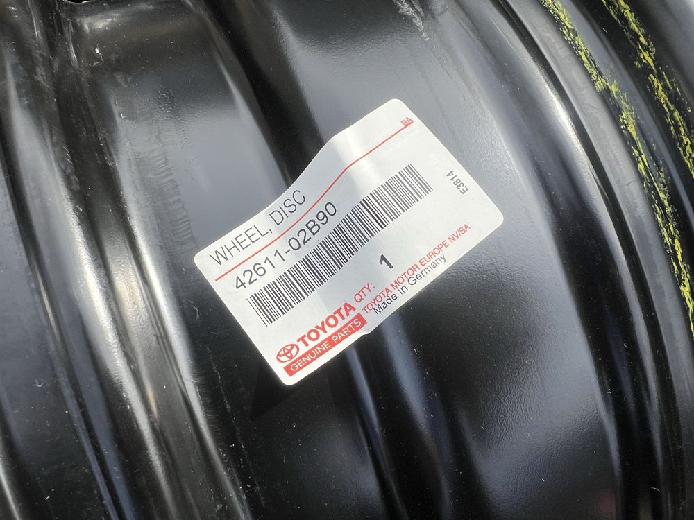 4xfelga stalowa 15” TOYOTA (5x114,3 ET39) z TPMS - demo