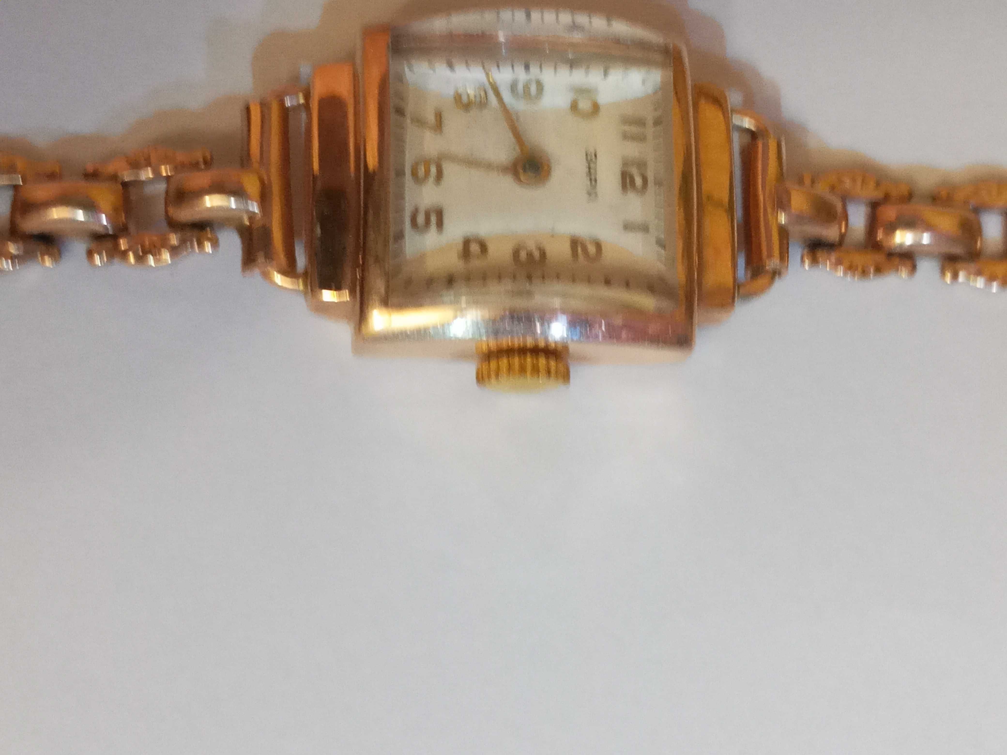 Золотые часы женские Заря с золотым браслетом 583 проба
