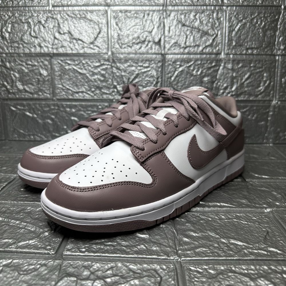 Чоловічі кросівки Nike Dunk Low Brown/White DV0833-112