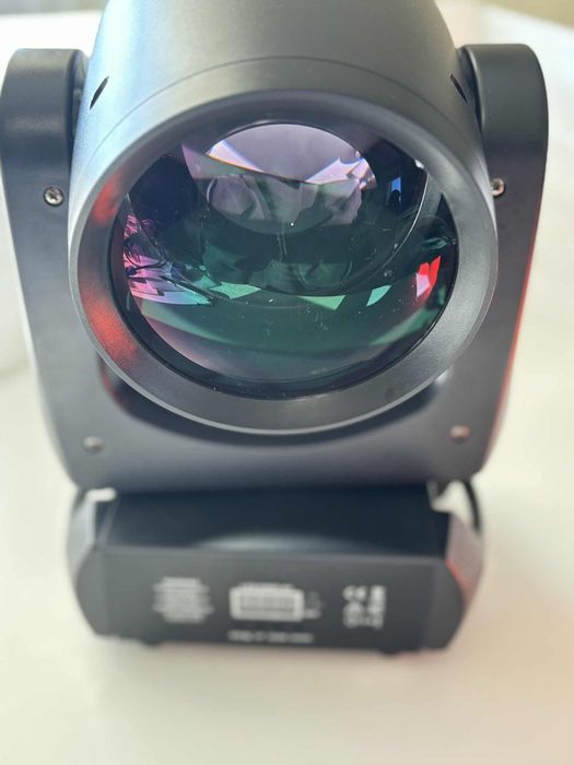 Ruchoma głowica LED Beam + Spot 200W