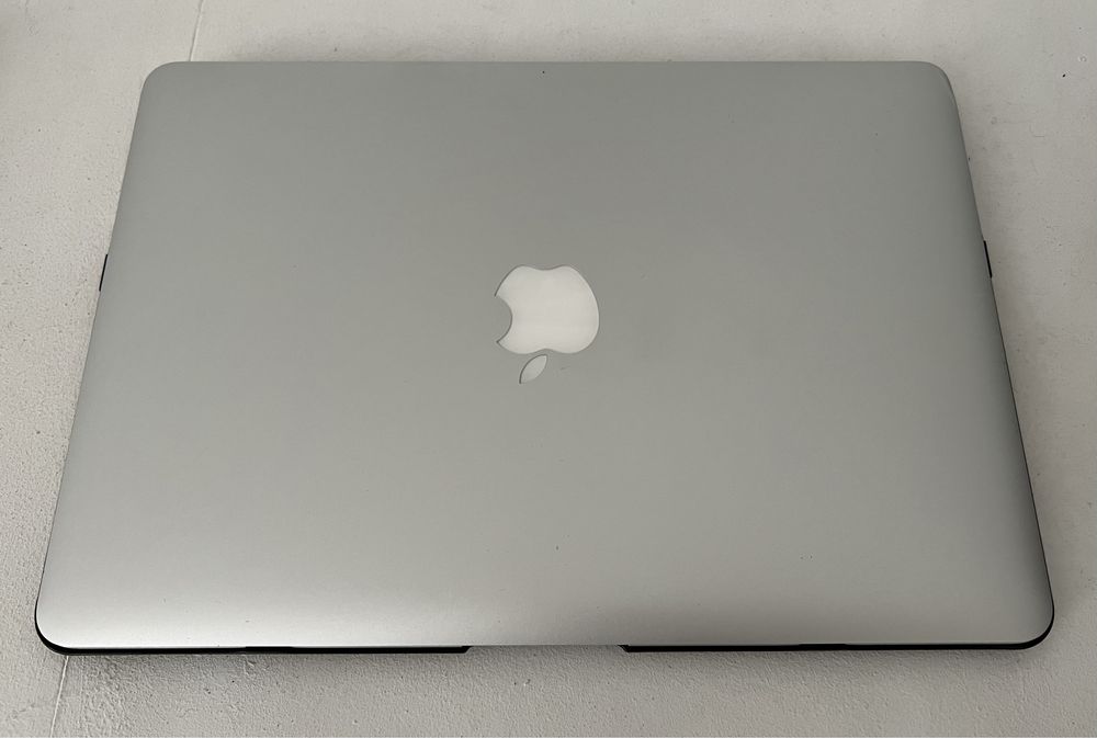 MacBook Air 13-ich 2017