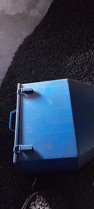 Pojemnik do pieca na miał, ekogroszek, czy pelet.