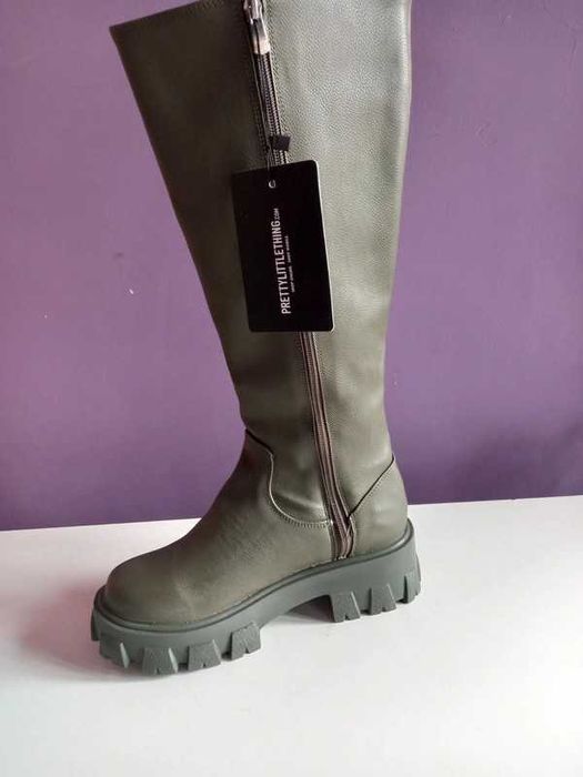 Prettylittlething kozaki khaki 41