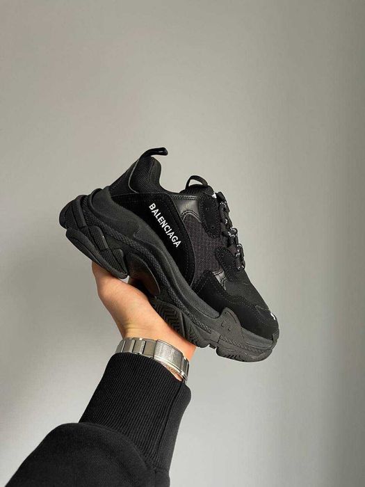 Кросівки Balenciaga Triple S V1 Black/White premium