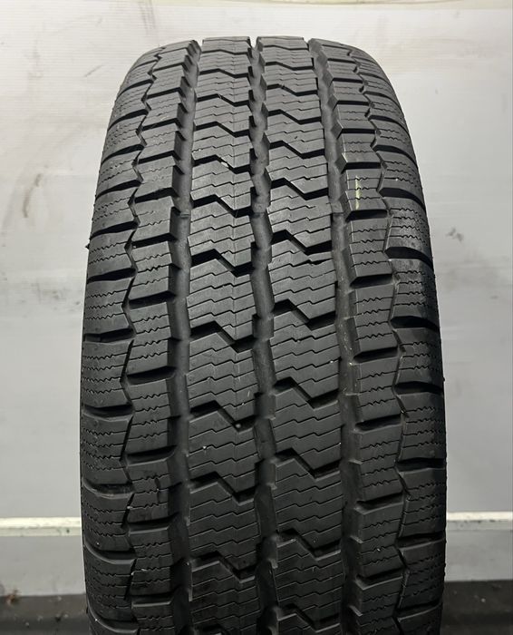 225/65/16C Continental Vanco Four Seson 2