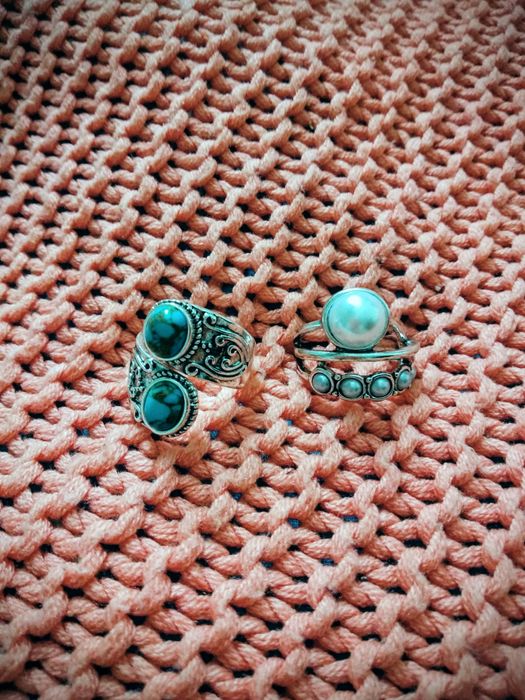 Біжутерія стильна каблучки сережки