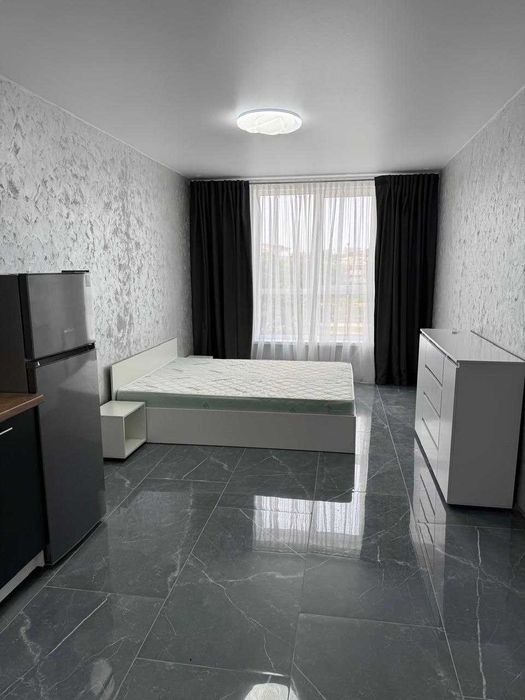 Gg  Продам 1 комн. квартиру - студию в центре города