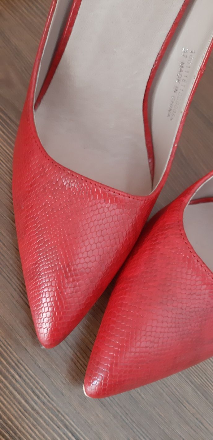 Туфли лодочки, красные, размер 37
