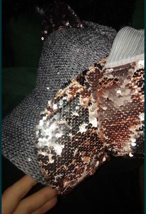 Piękne czapki młodzieżowe kotek i złota od 9-30lat