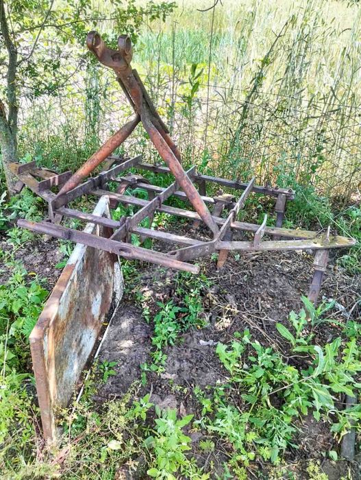 Продам трактор Т25