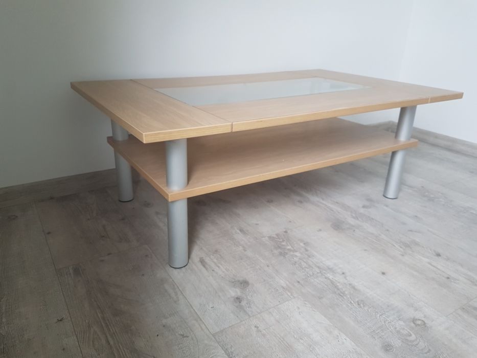 Ława salonowa ze szklanym blatem