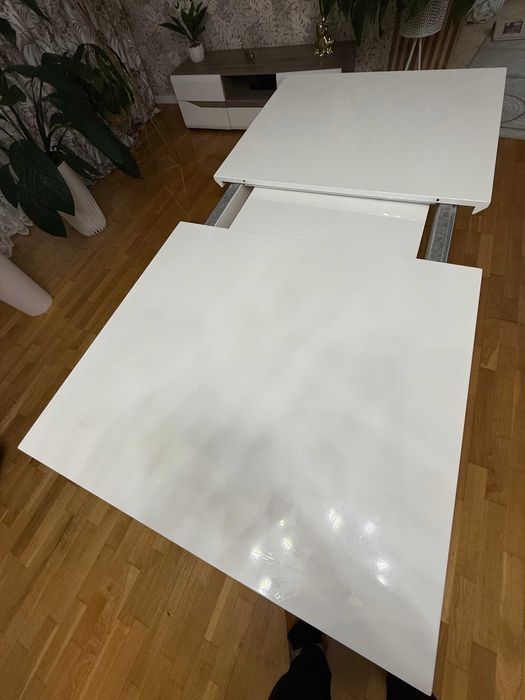 Stół rozkładany  jadalnia/salon