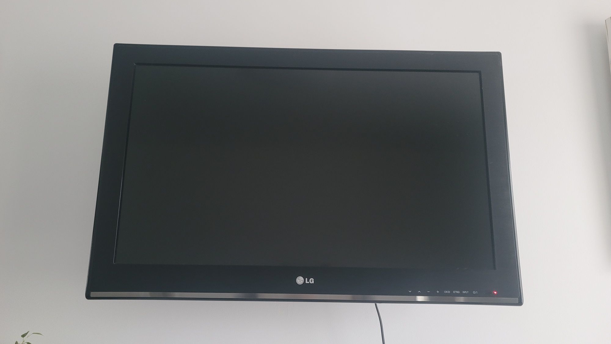 Телевизор телевізор  LG 32CS460T-ZA