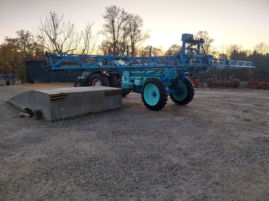 Opryskiwacz Berthoud Major 25