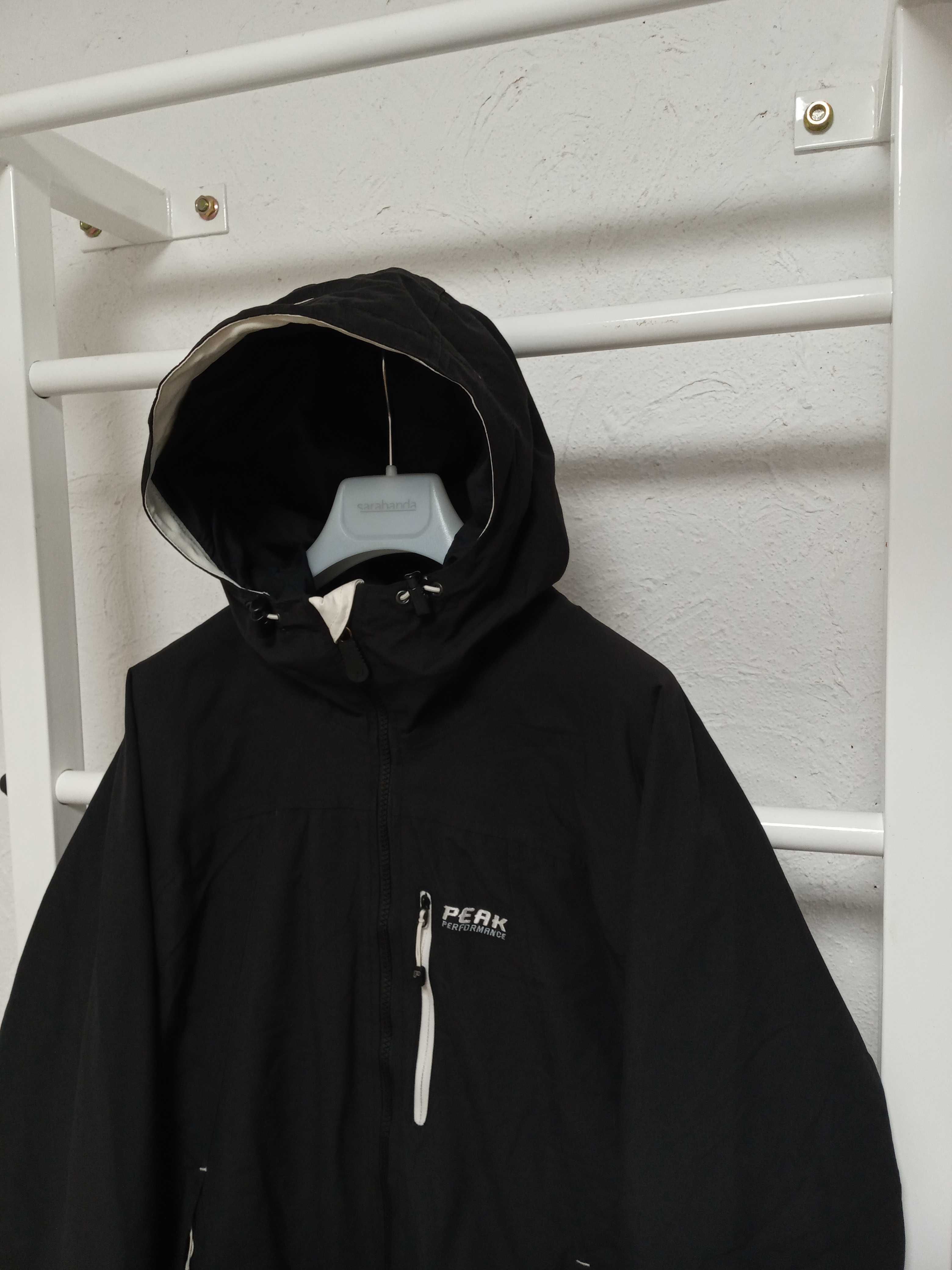 Куртка  peak performance XL размер outdoor трекинг