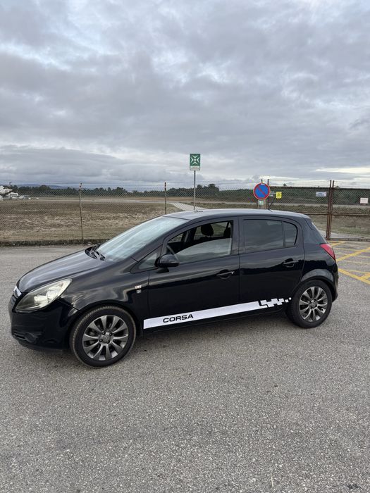 Opel Corsa 1.2 Black Edition Poucos Quilómetros Como Novo