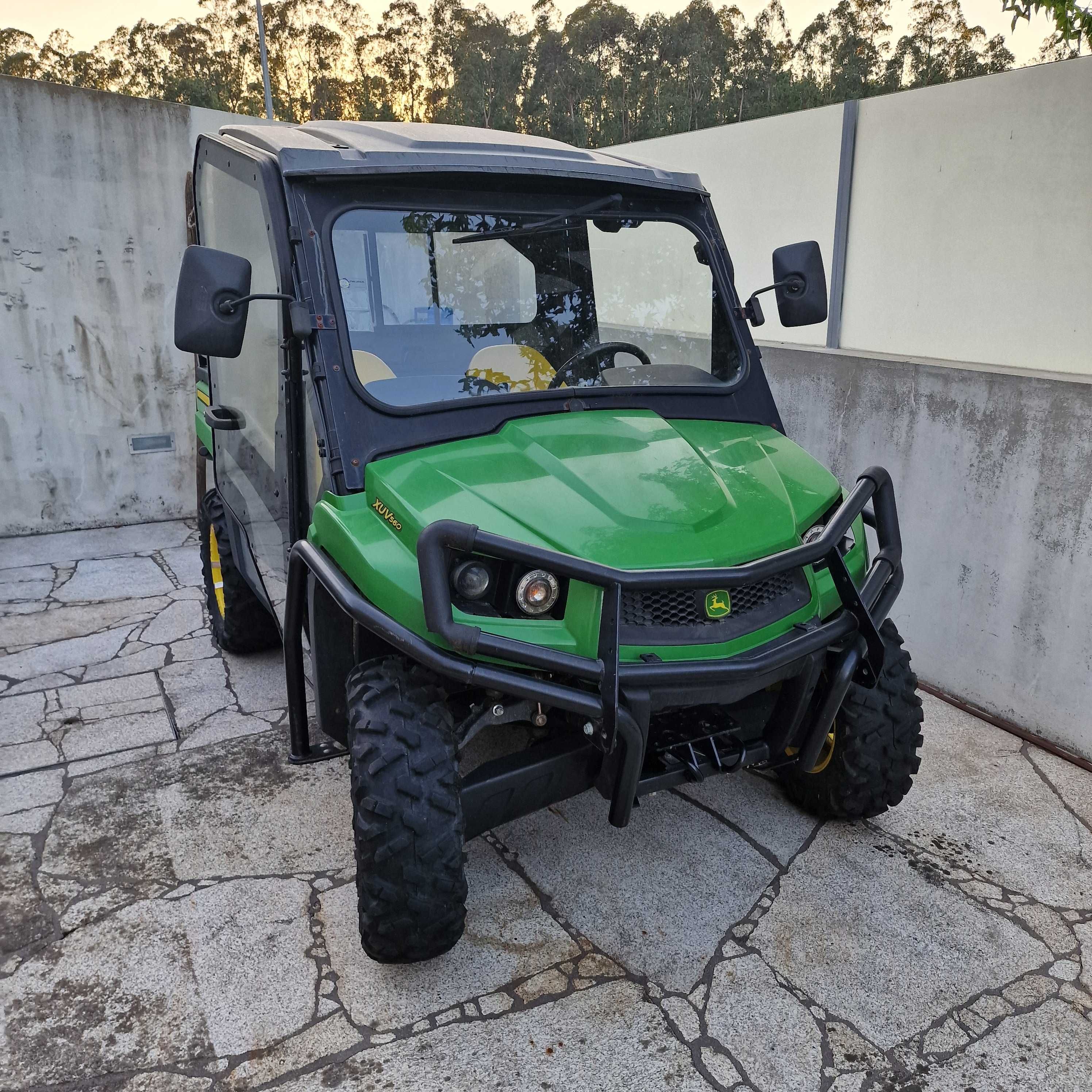 John Deer Gator 4x4