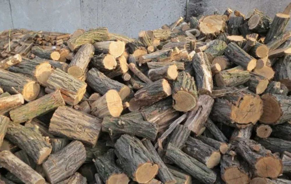 Продам Дрова  Акация Дуб Ясень Берест (колотые/чурки/метровка)ДОСТАВКА