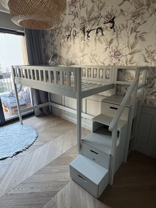 Łóżko z antresolą