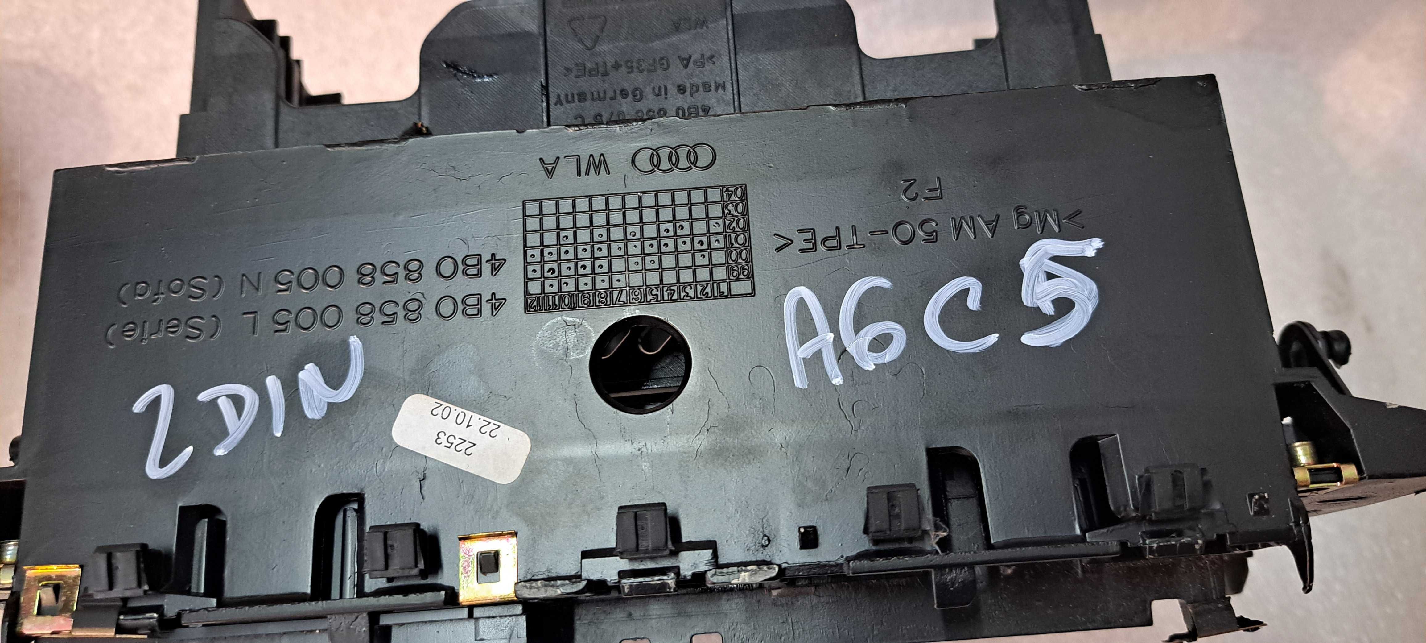 Kosz kieszeń uchwyt radia 2 DIN Audi A6 C5