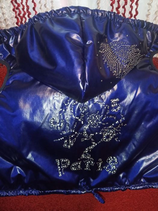 Одяг, костюми для собачок