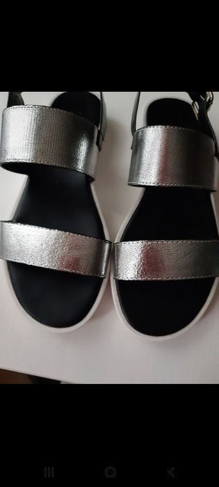 Sandałki srebrne  r 37 Jenny