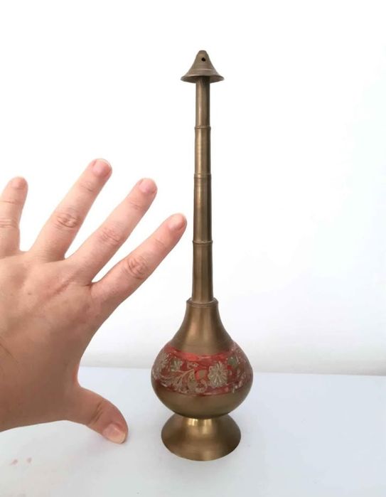 4 peças decorativas em metal 
Ver descrição
Para desocupar