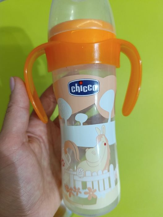 Пляшечка chicco з новими насадками