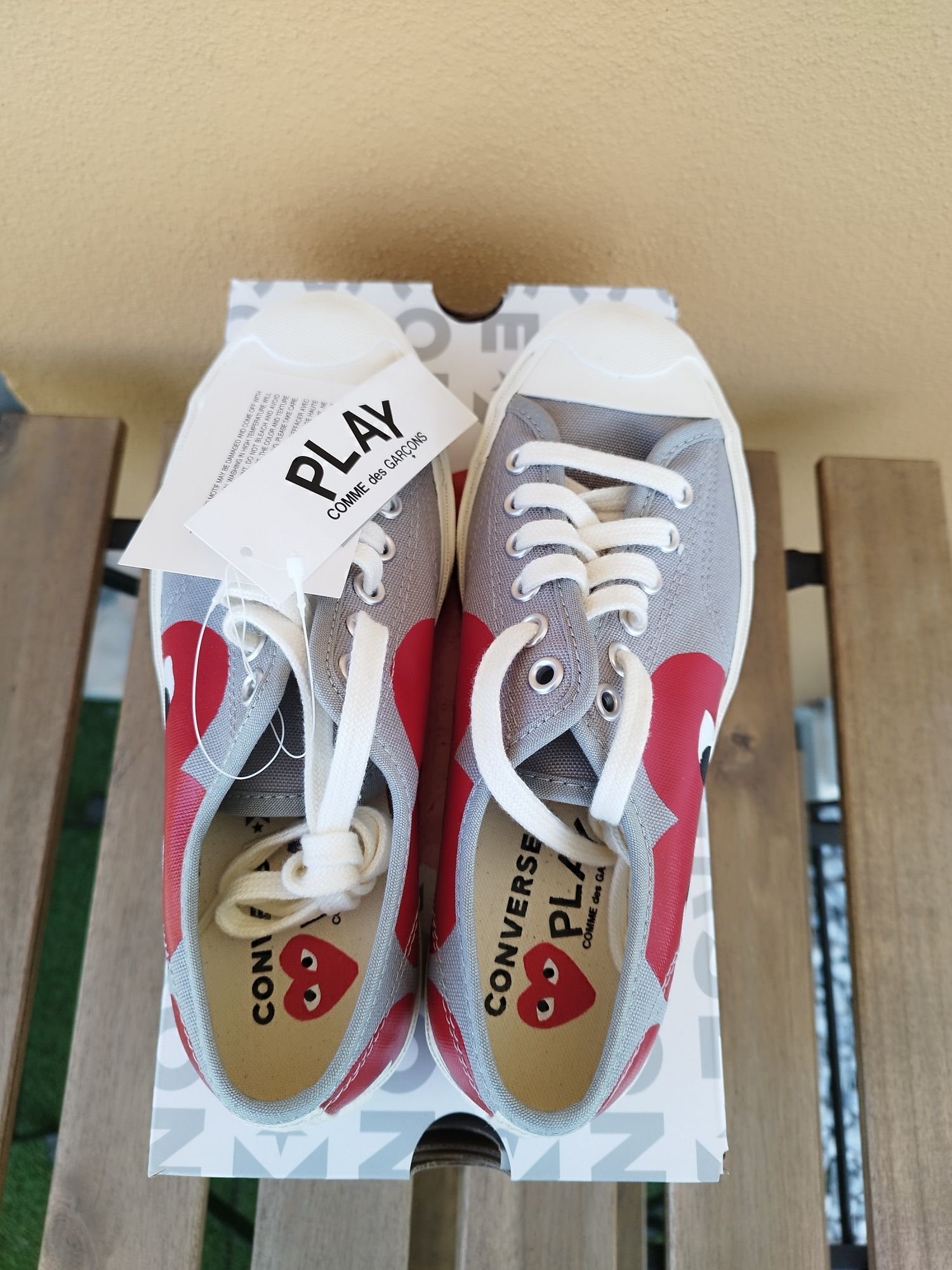 Converse x Comme des Garçons PLAY – Grey/Red (38EU)