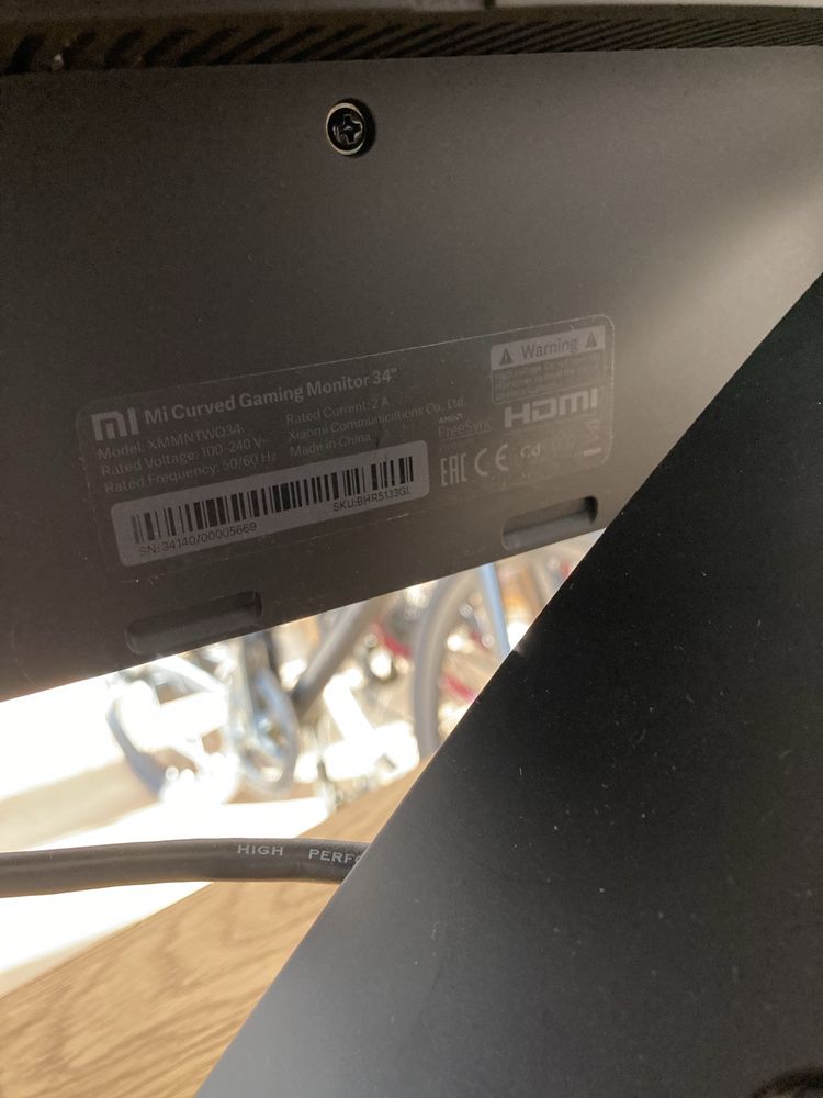 Xiaomi Mi Curved Monitor 34” cale - jak nowy XMMNYWQ34