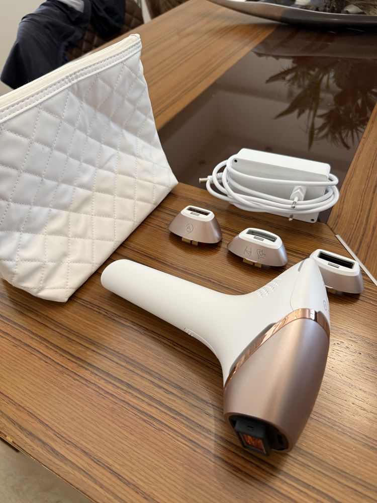 Depiladora Nova Luz Pulsada PHILIPS Lumea S9000 BRI955/00